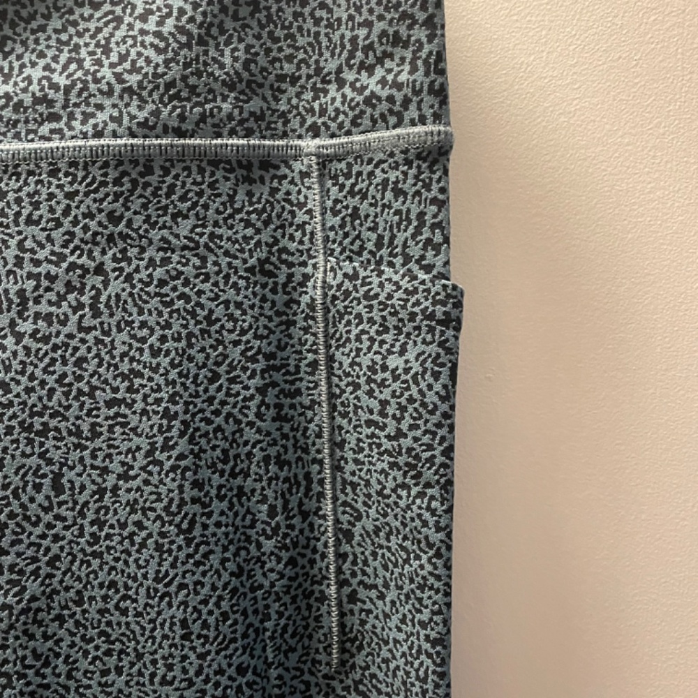 Athleta Sun Salutation Legging - image 5